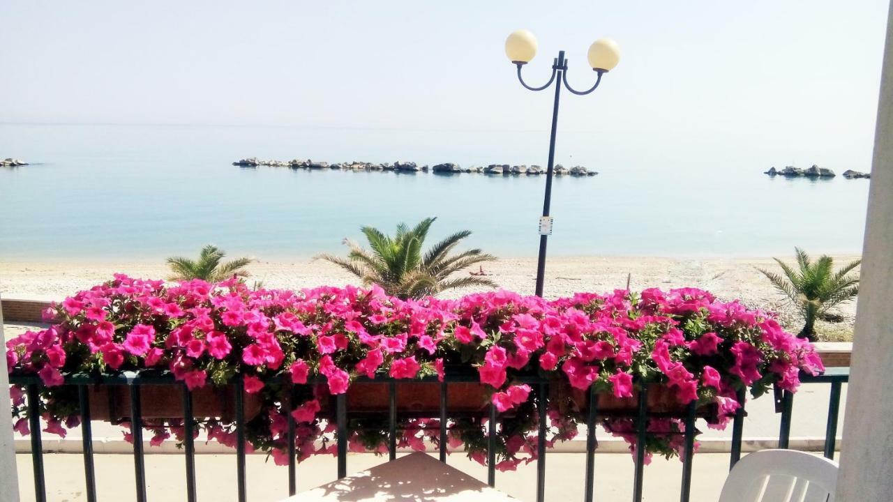 Villa Il Mio Paradiso تورينو دي سانغرو المظهر الخارجي الصورة
